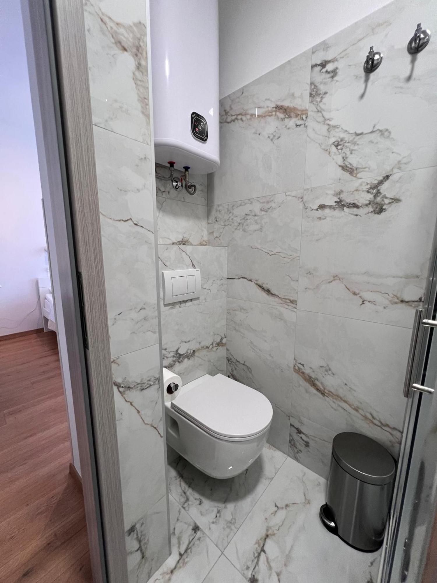 רוביני Apartments Iskra מראה חיצוני תמונה